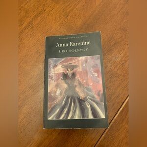 Anna Karenina by Leo Tolstoy Paperback